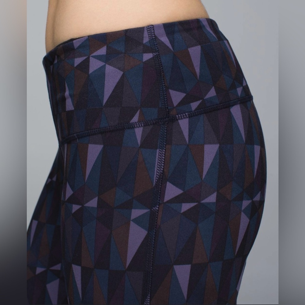 Lululemon Wunder Under Leggings - Stained Glass Love Nightfall - Picture 2 of 5